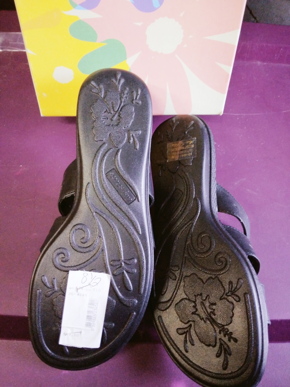 Easy Street Black Beaded Triple-Strap Slide Sandals Size 8 1/2 - Picture 4 of 6